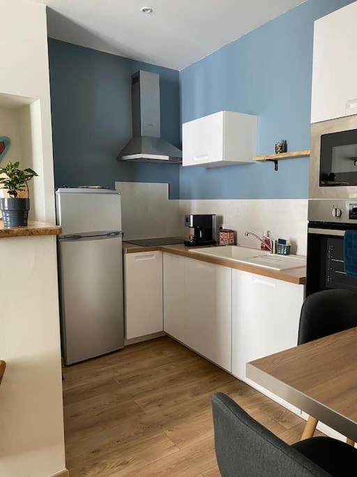 Appartement Cosy Hyper Centre, Tres Tranquille อองเชร์ ภายนอก รูปภาพ